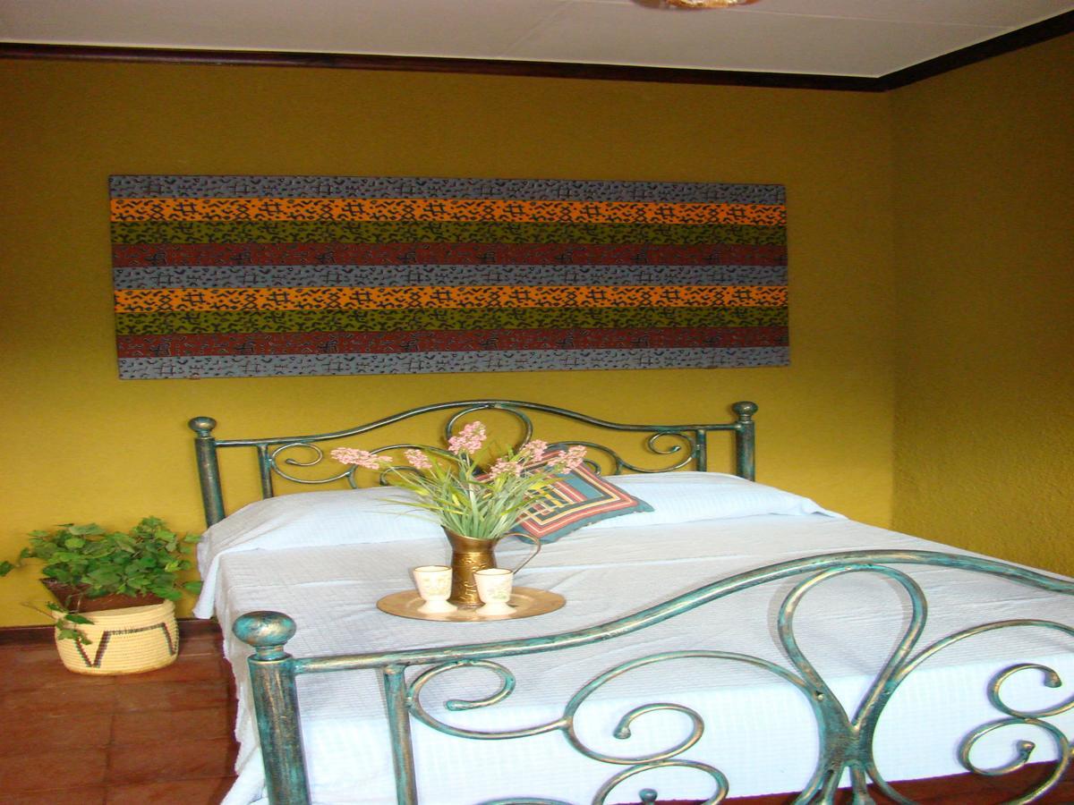 Ikweta Country Inn Maua Kaathene Экстерьер фото